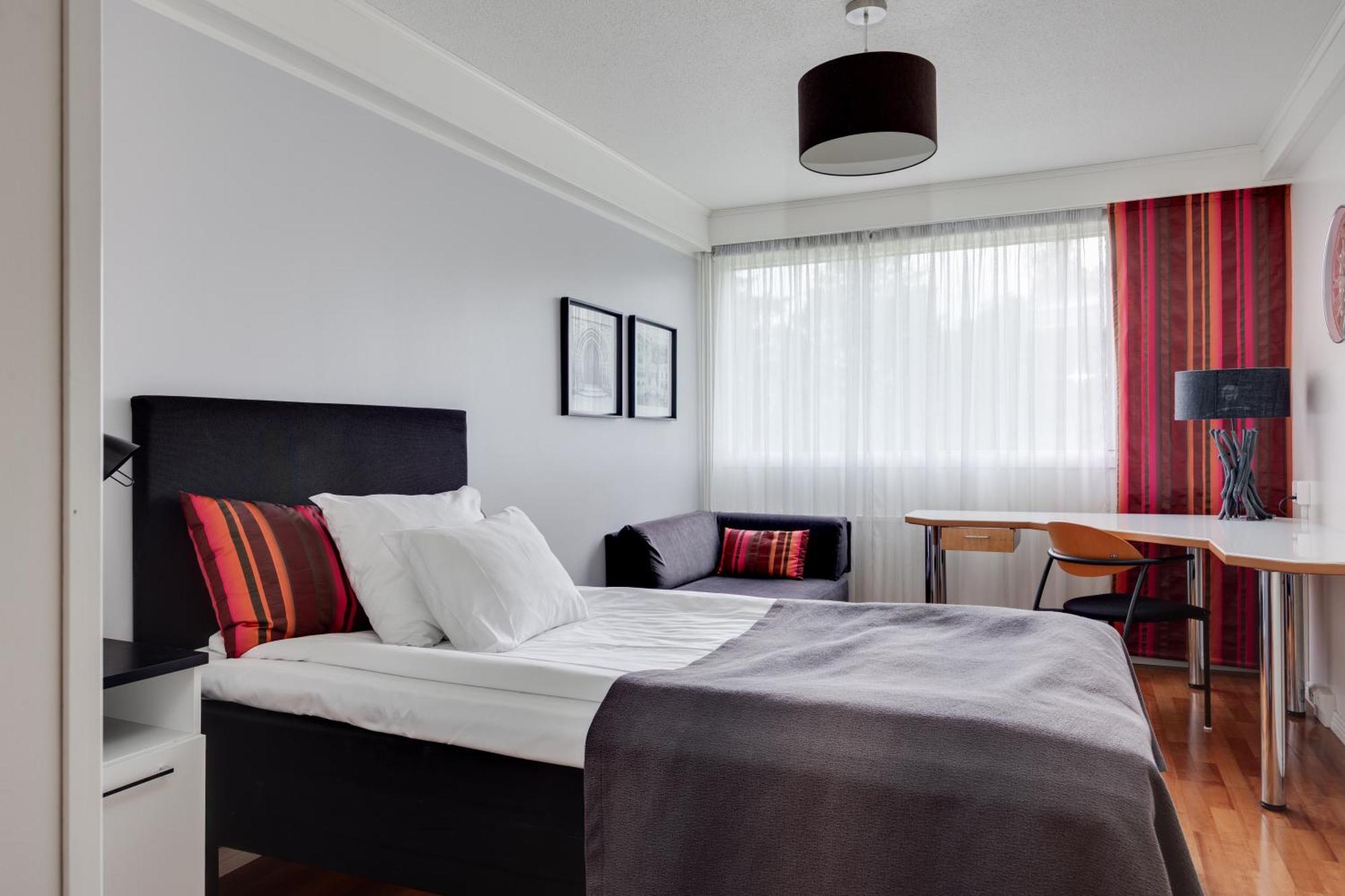 Hotel Kaeenpesae Ylivieska